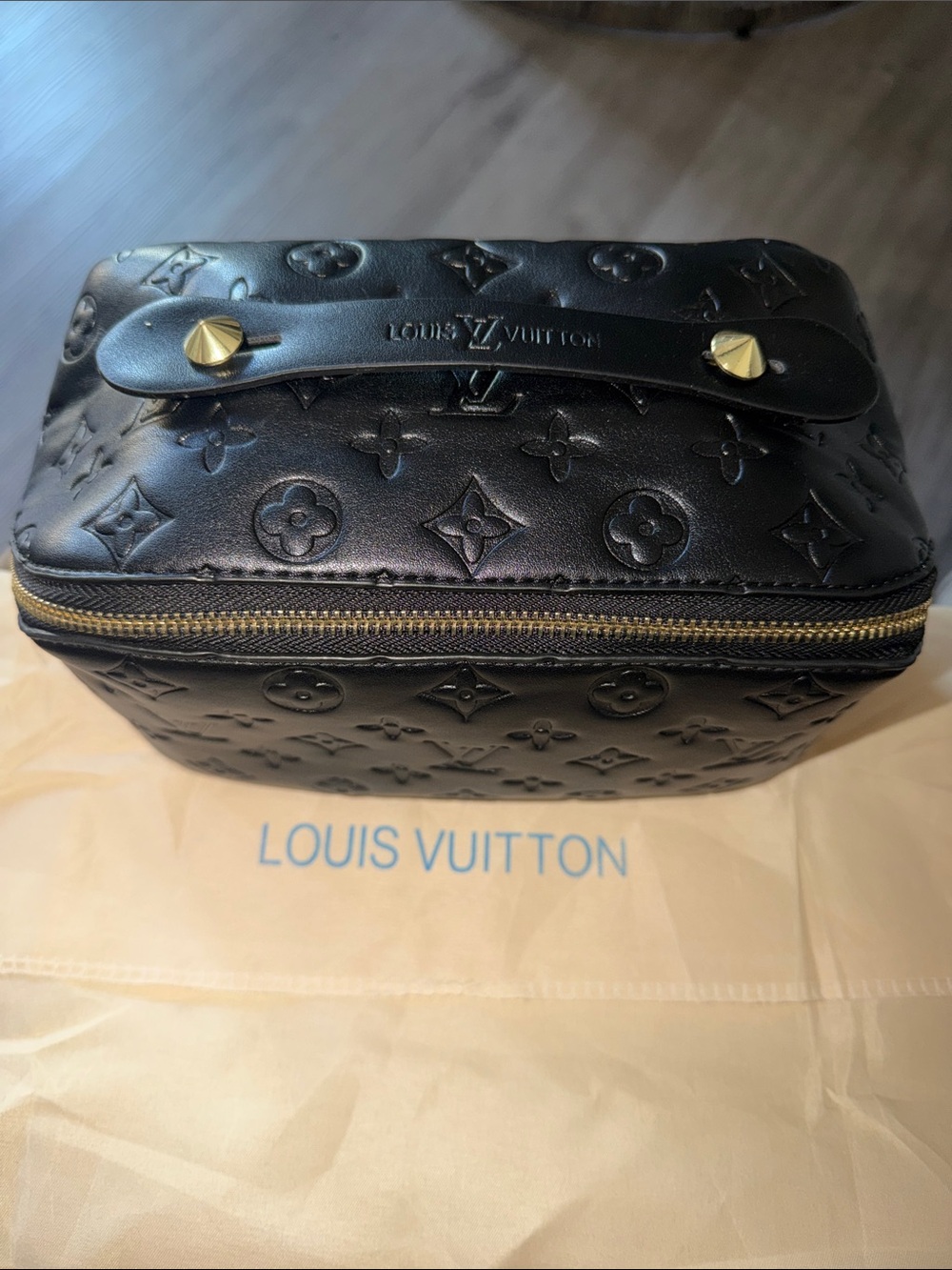 Louis Vuitton Travel Monogram Leather Toiletry Case Makeup Bag Gold Studs